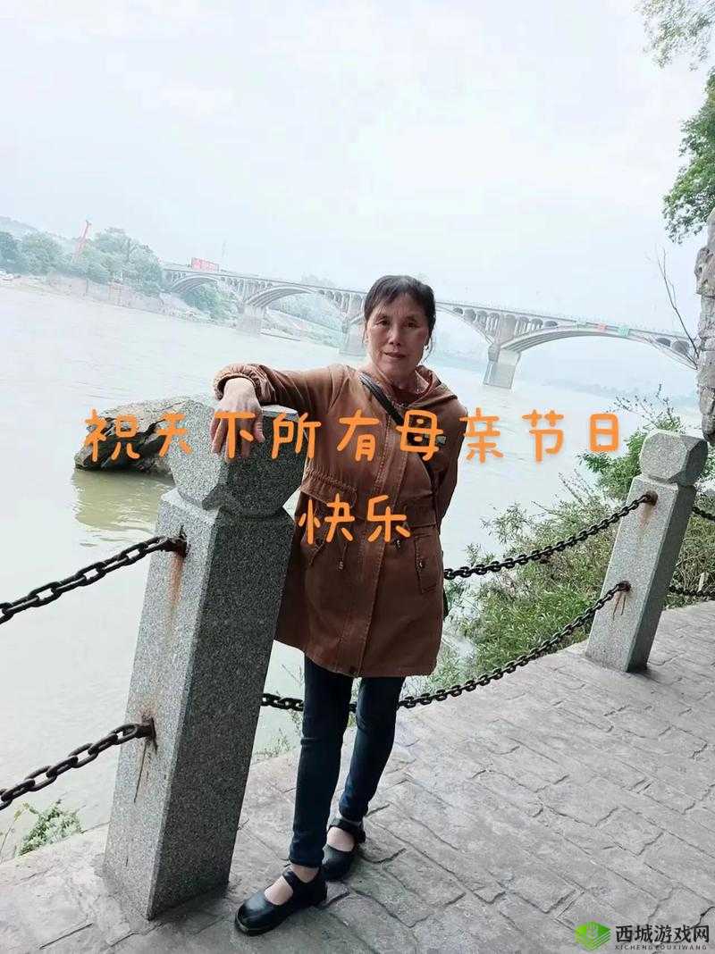 谁是海角大神？妈妈外婆的真实身份引发热议